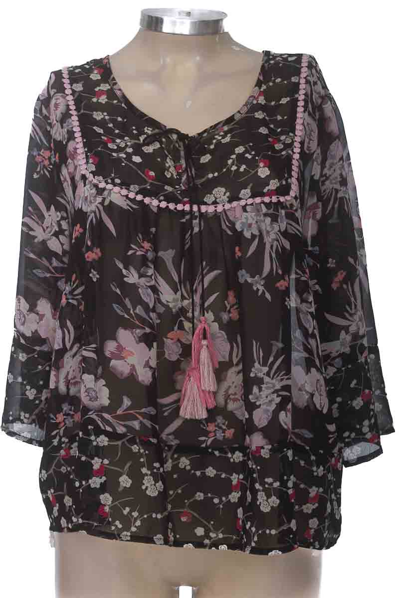 Blusa color Negro - Arkitect