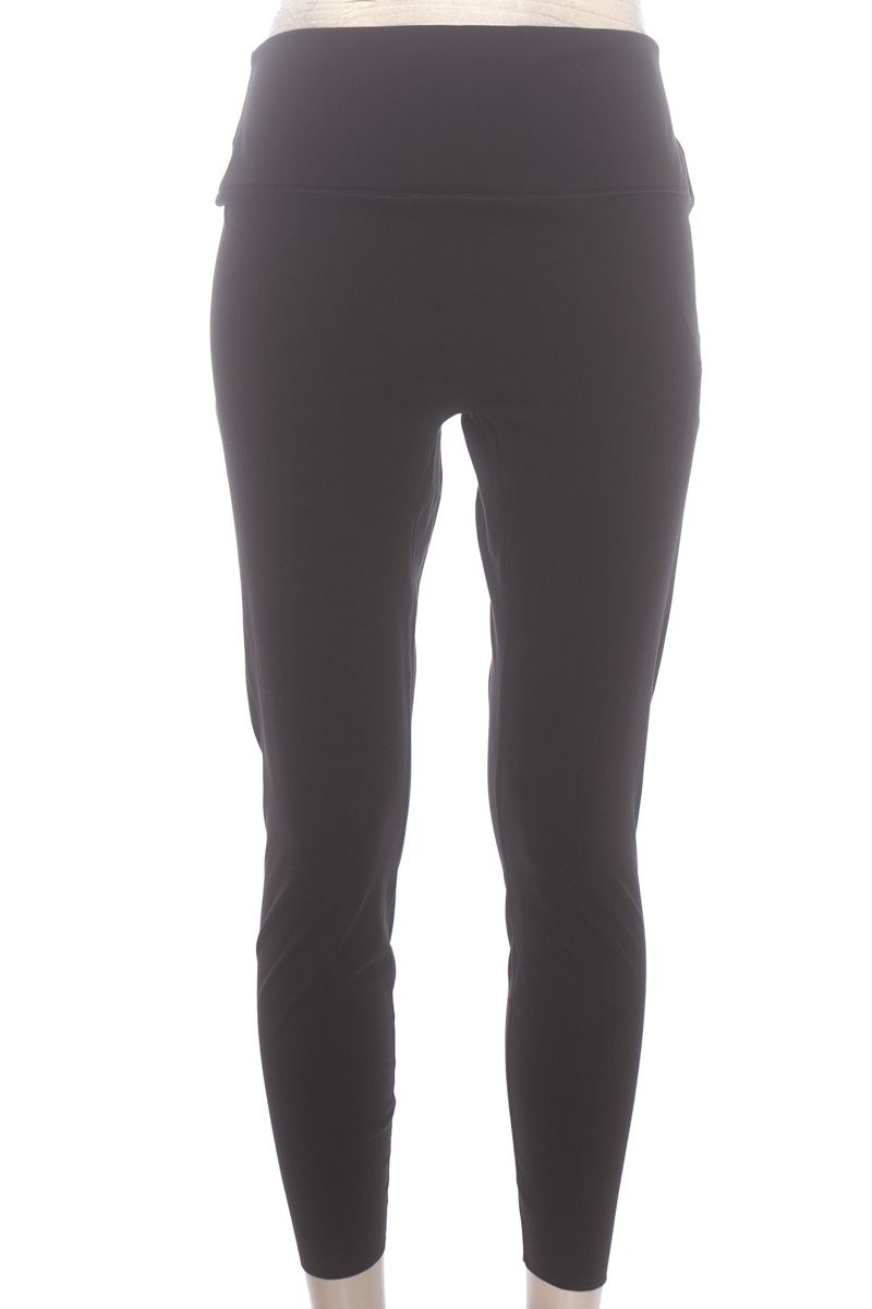 Ropa Deportiva / Salida de Baño color Negro - H&M