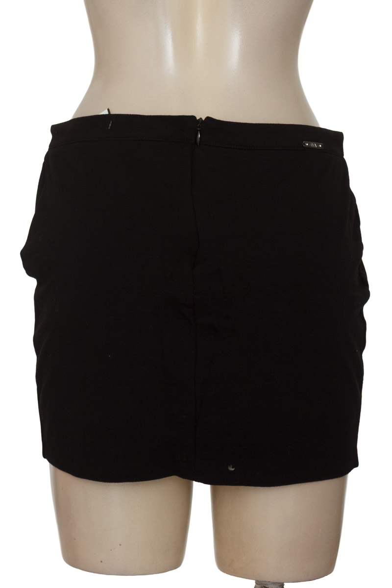 Falda color Negro - ELA