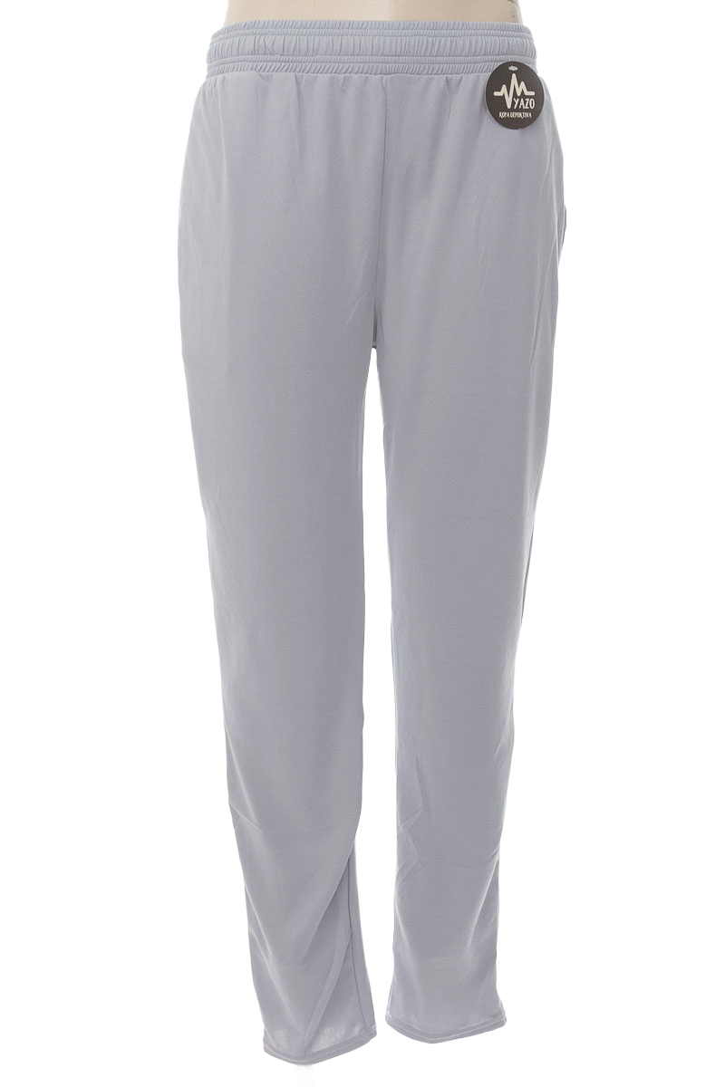 Ropa Deportiva color Gris - Yazo