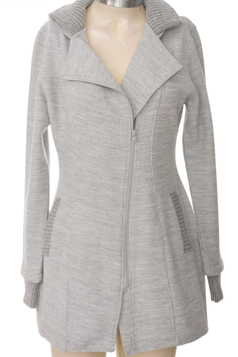 Chaqueta / Abrigo color Gris - TOTA´S SPORT