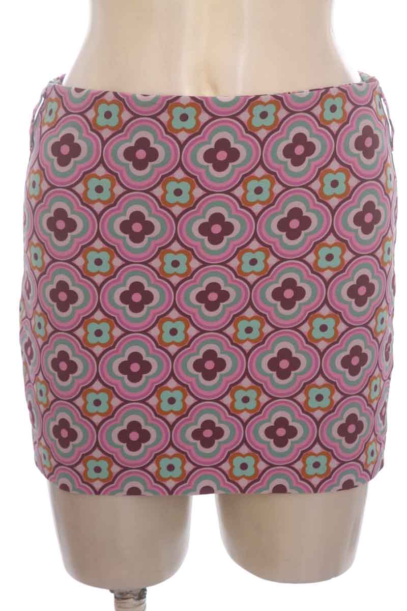 Falda color Fucsia - Zara