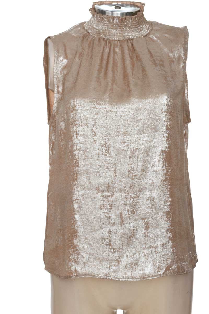 Blusa color Plateado - Closeando