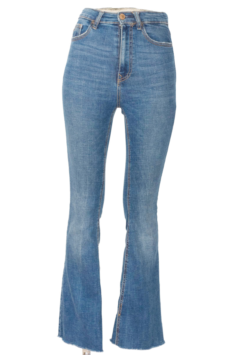 Pantalones color Azul - Stradivarius