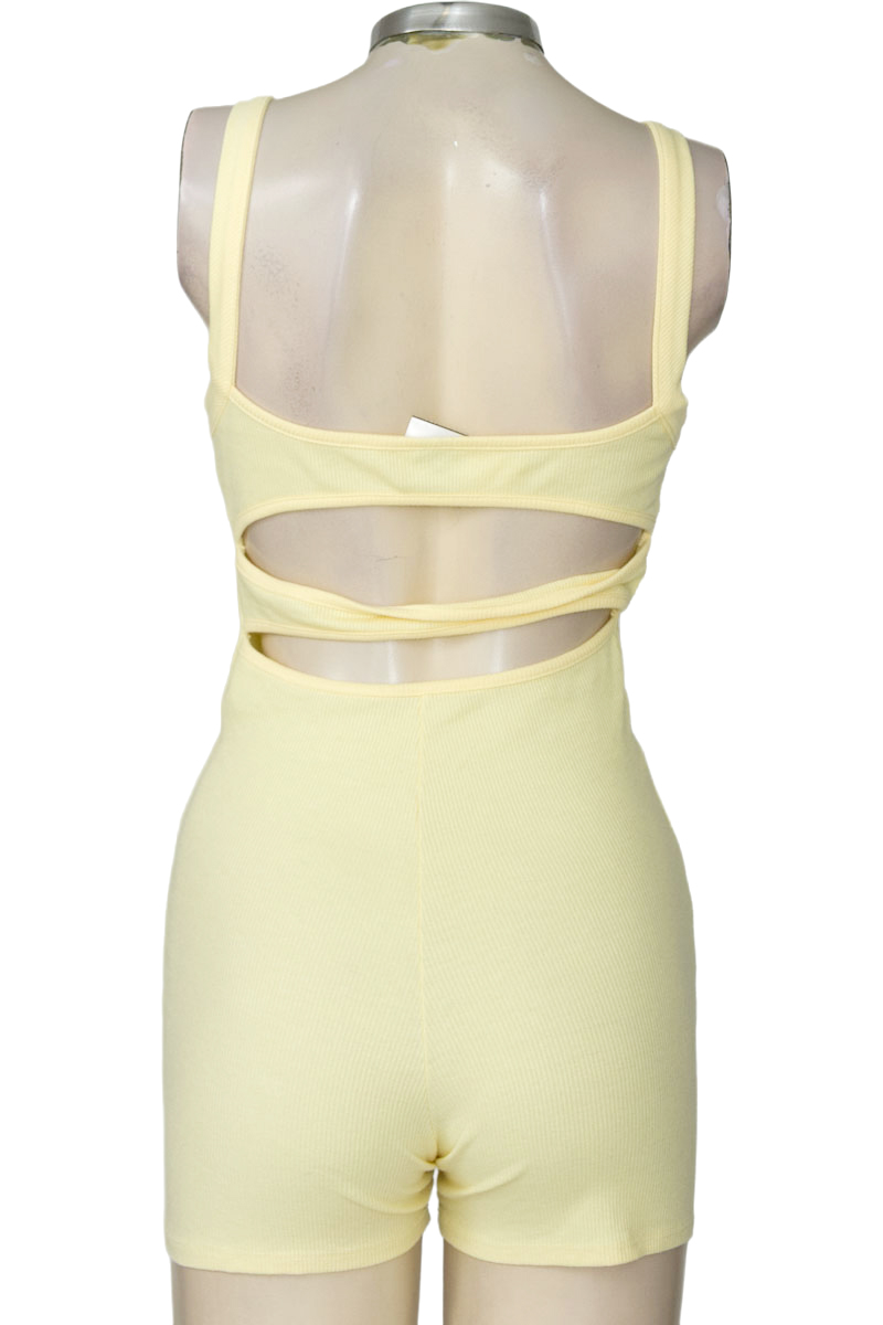 Vestido / Enterizo color Amarillo - Real Human
