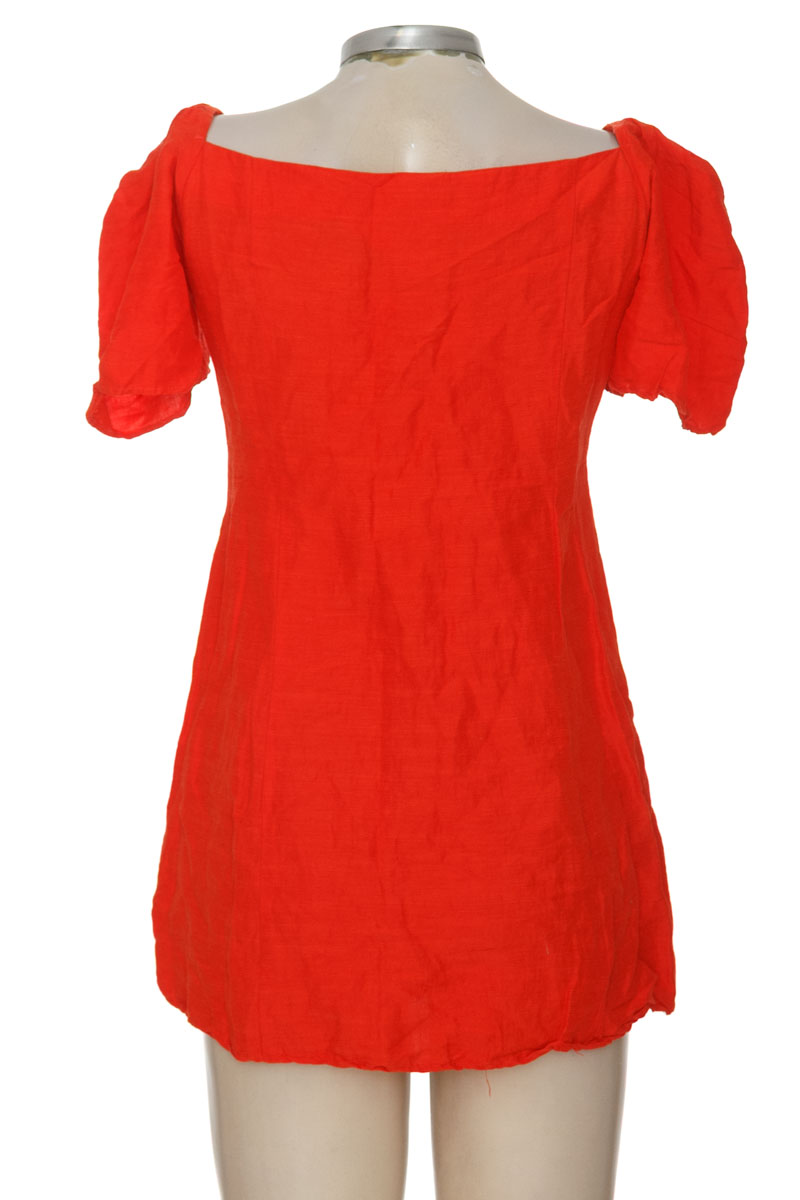 Vestido / Enterizo color Rojo - Zara