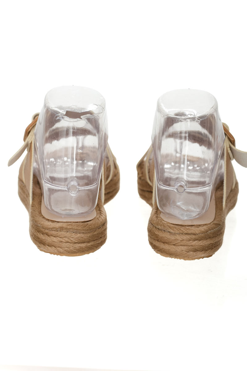 Zapatos color Beige - Bata