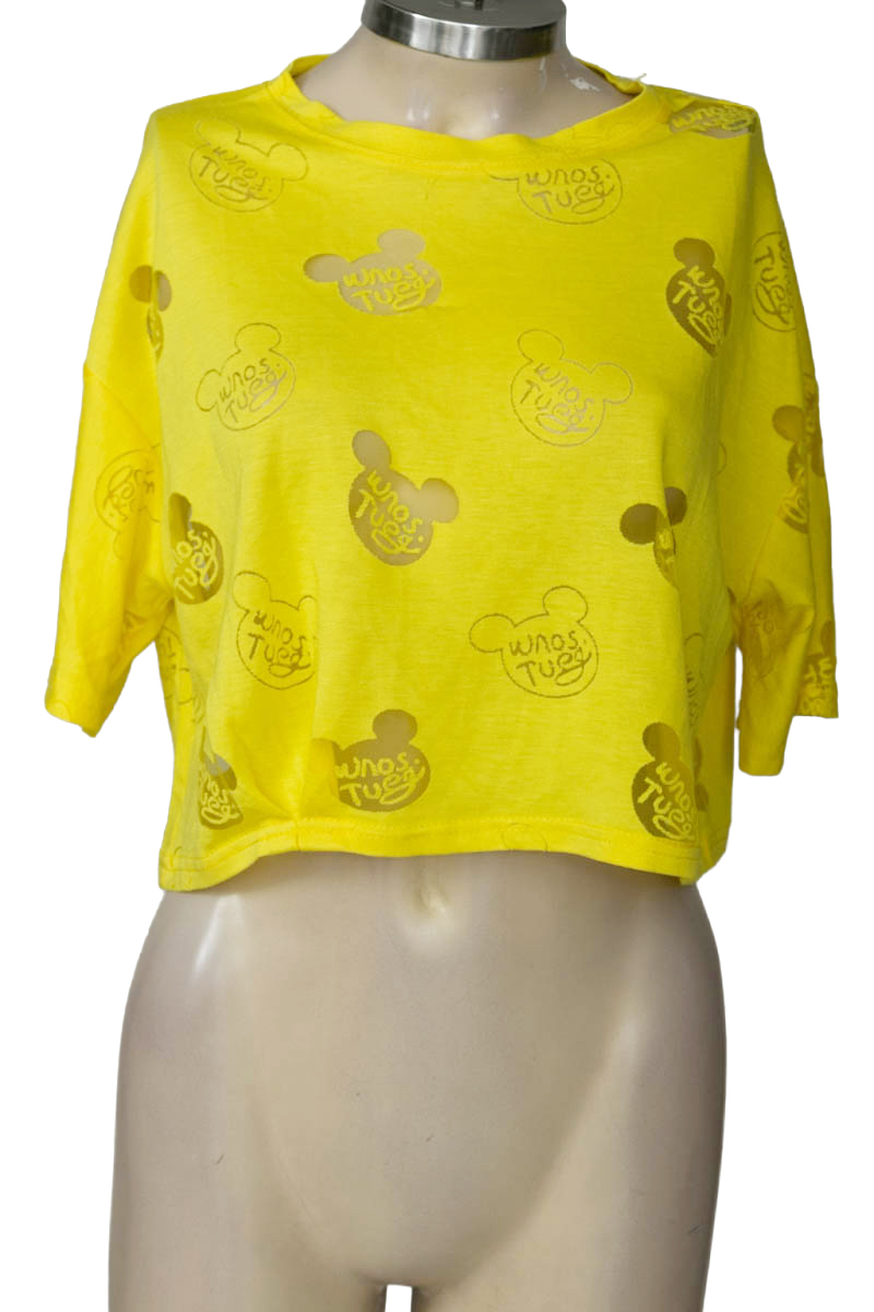 Top / Camiseta color Amarillo - Closeando