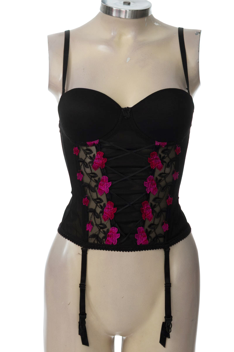 Top / Camiseta color Negro - Lady Marcel