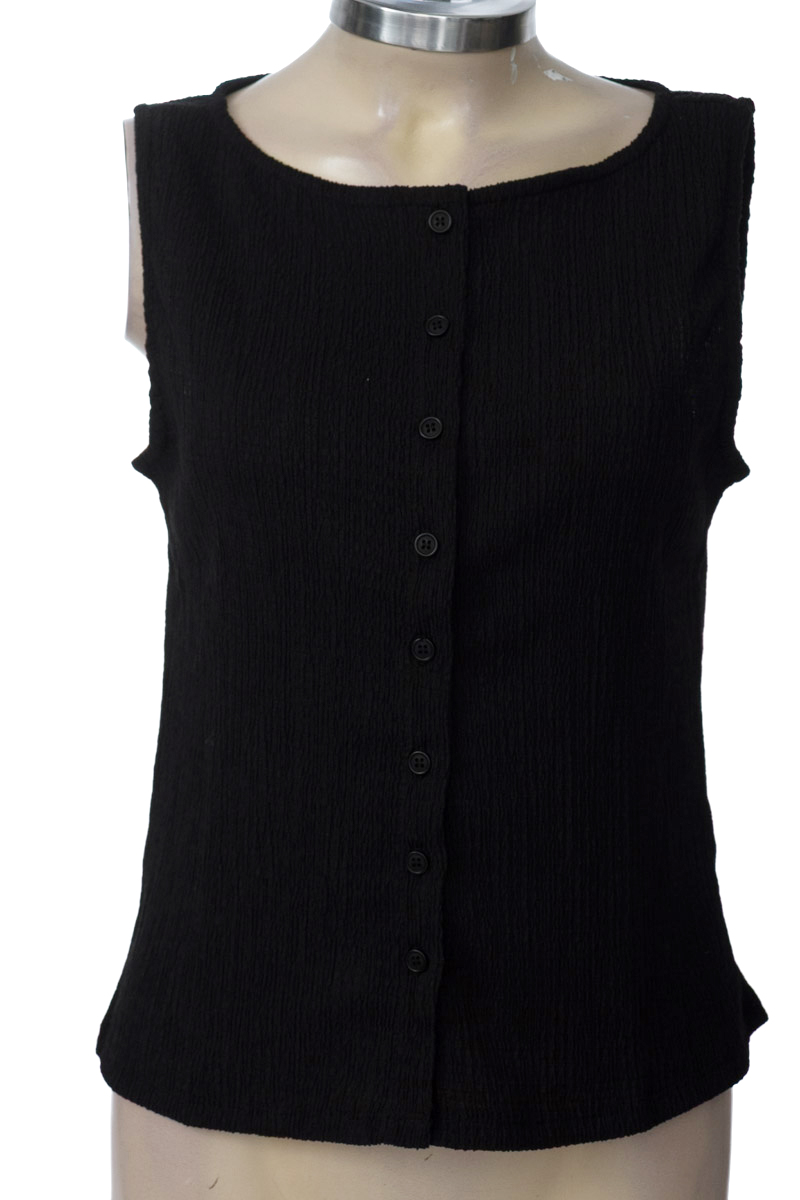 Top / Camiseta color Negro - Basement