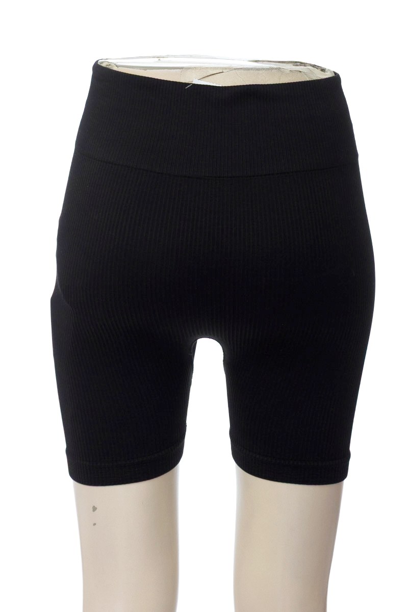 Ropa Deportiva / Salida de Baño color Negro - Gef
