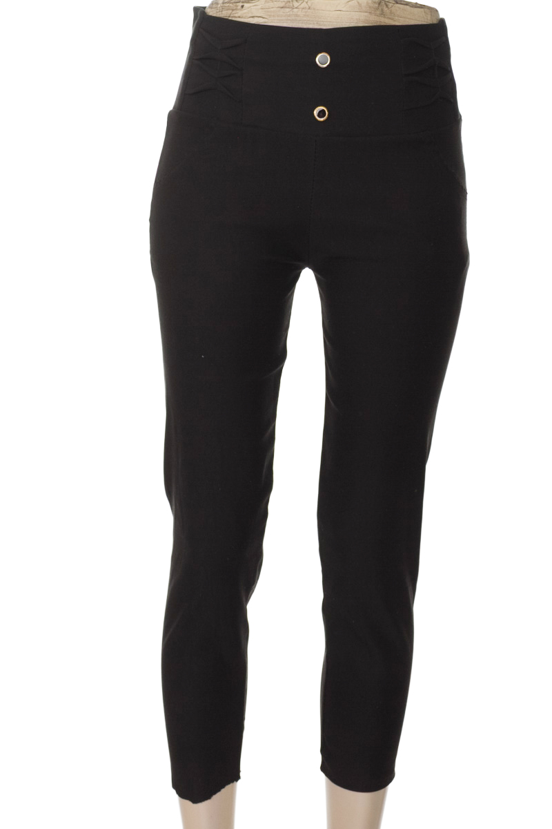 Pantalones color Negro - Closeando