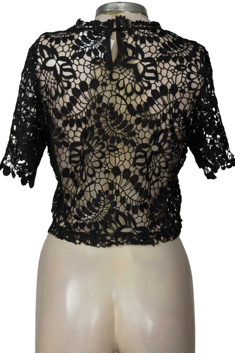 Top / Camiseta color Negro - Follow me 