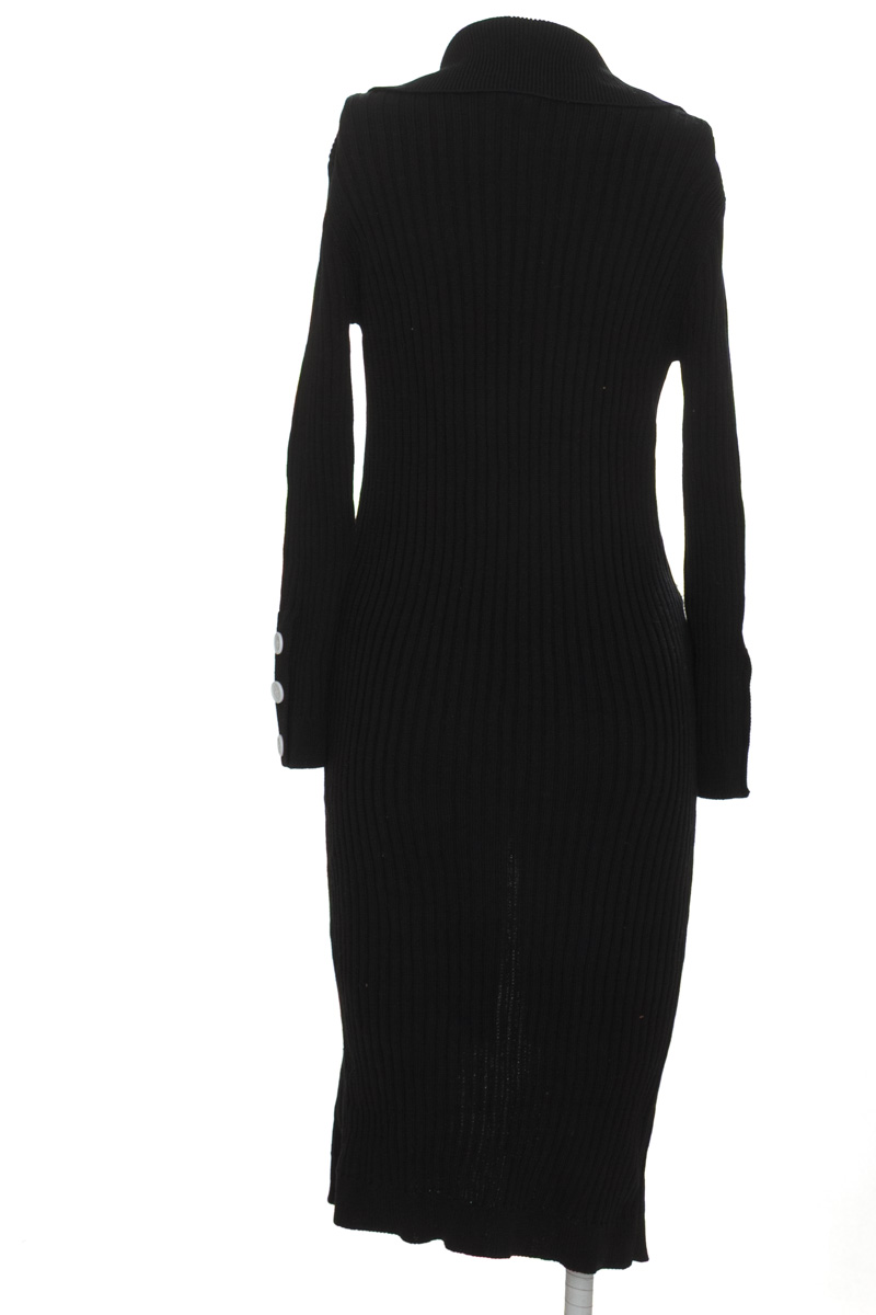 Vestido / Enterizo color Negro - Closeando