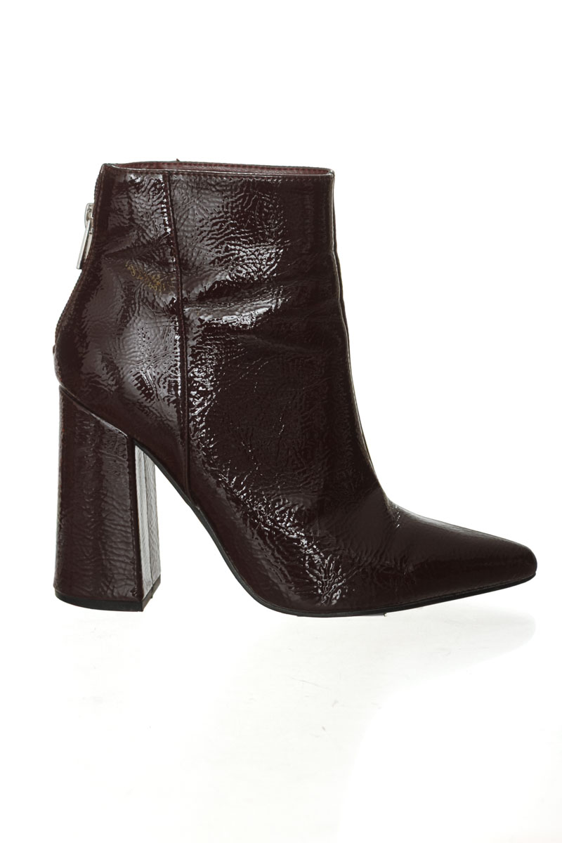Zapatos color Vinotinto - Forever 21