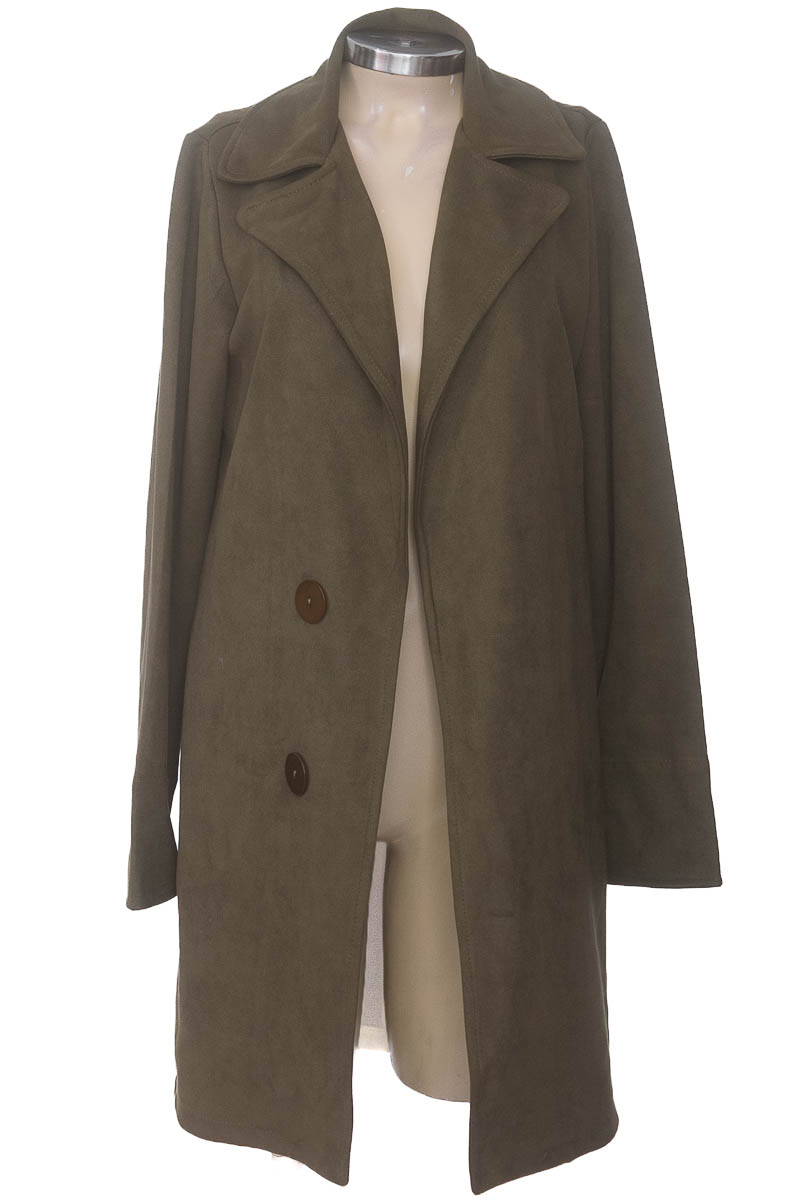 Chaqueta / Abrigo color Verde - Closeando