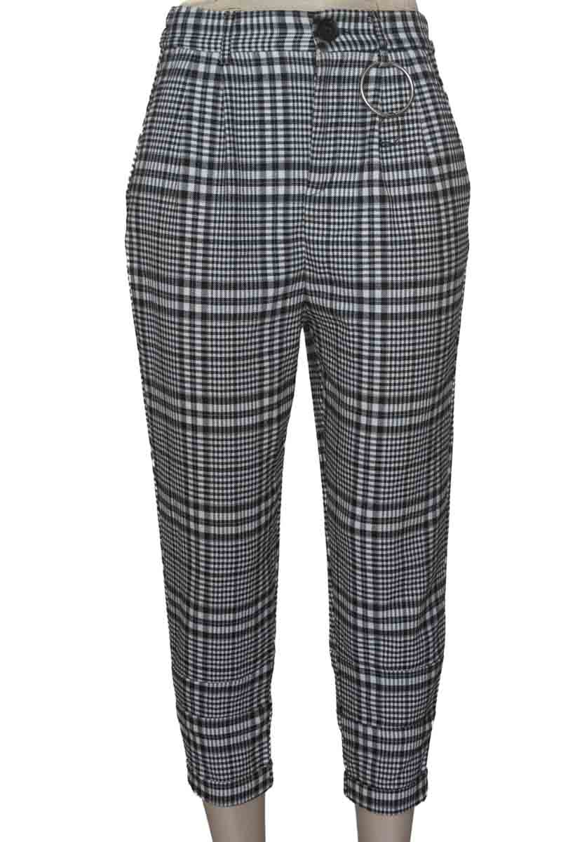 Pantalones color Negro - Bershka