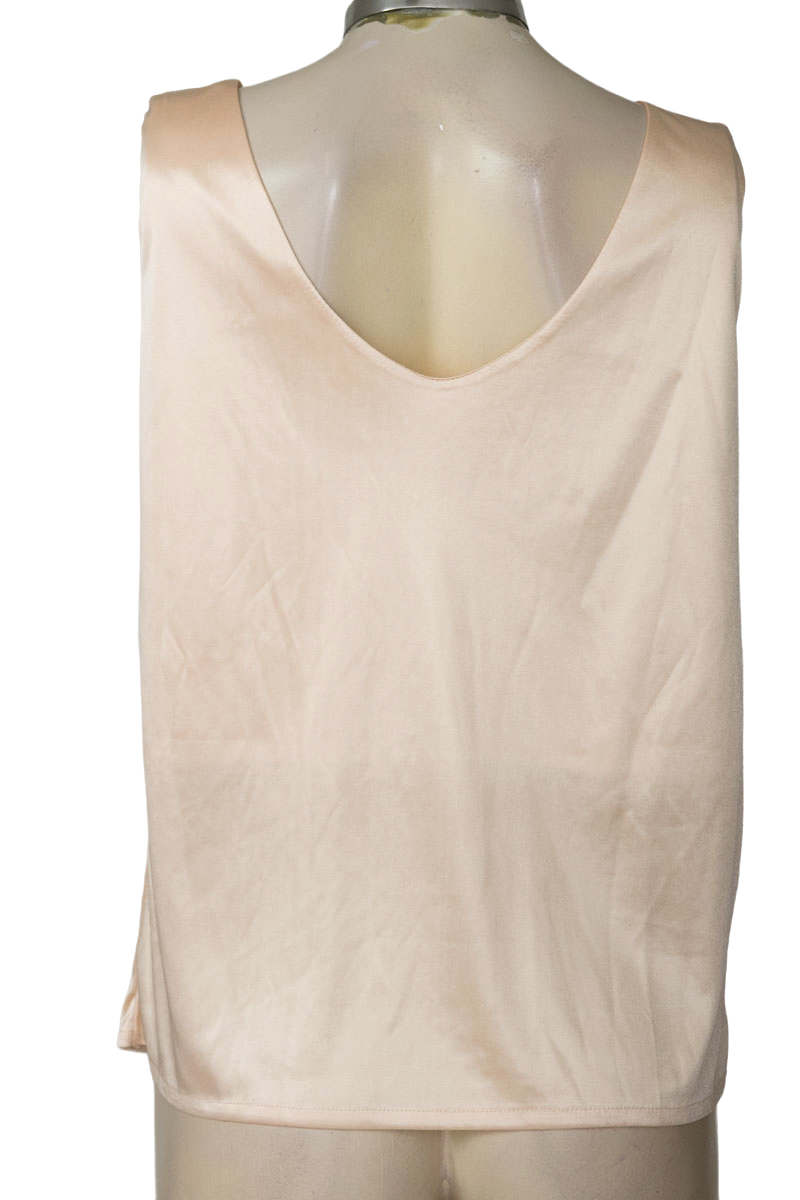 Top / Camiseta color Beige - Closeando