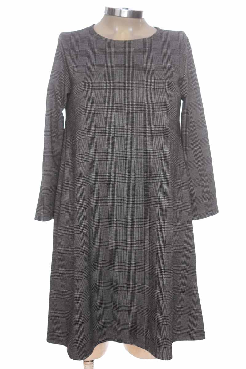 Vestido / Enterizo color Gris - Stradivarius