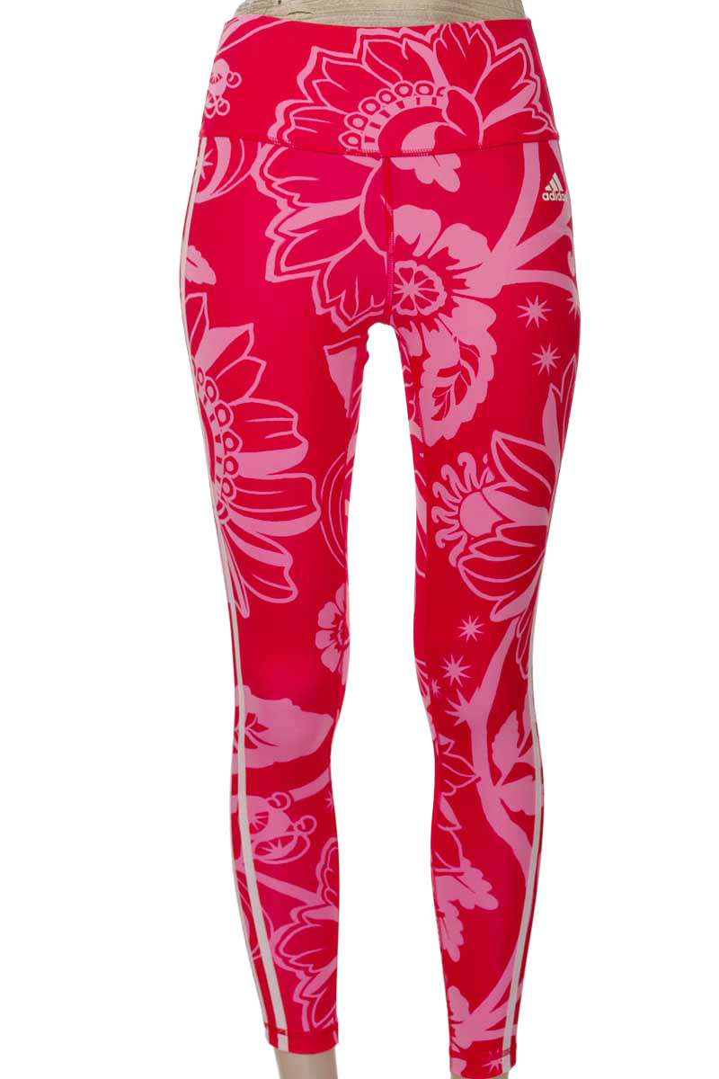 Ropa Deportiva / Salida de Baño color Rojo - Closeando