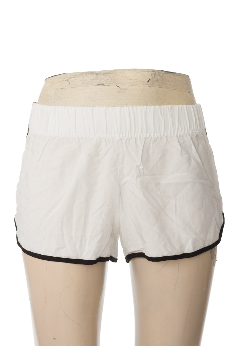 Short color Blanco - Closeando