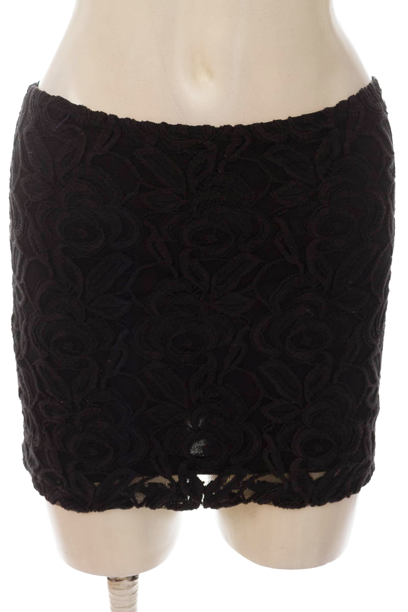 Falda color Negro - Mossimo