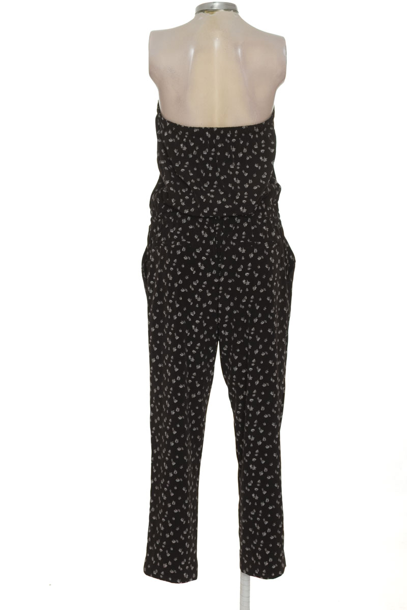 Vestido / Enterizo color Negro - Express