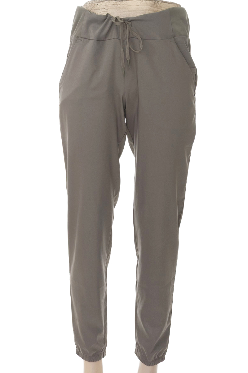 Ropa Deportiva color Verde - DECATHLON