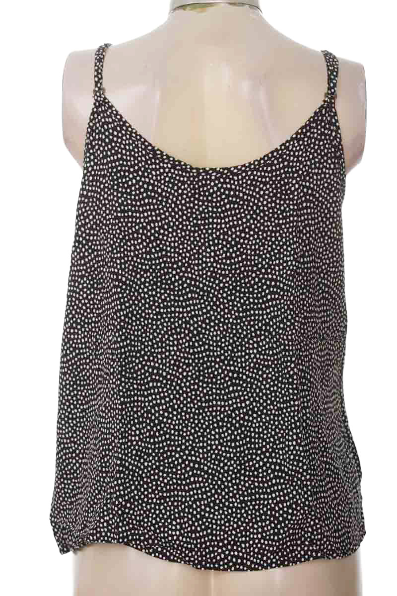 Top / Camiseta color Negro - Gef