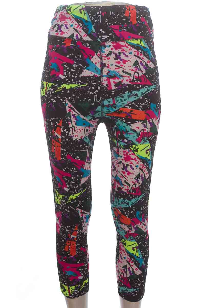 Ropa Deportiva / Salida de Baño color Estampado - Closeando