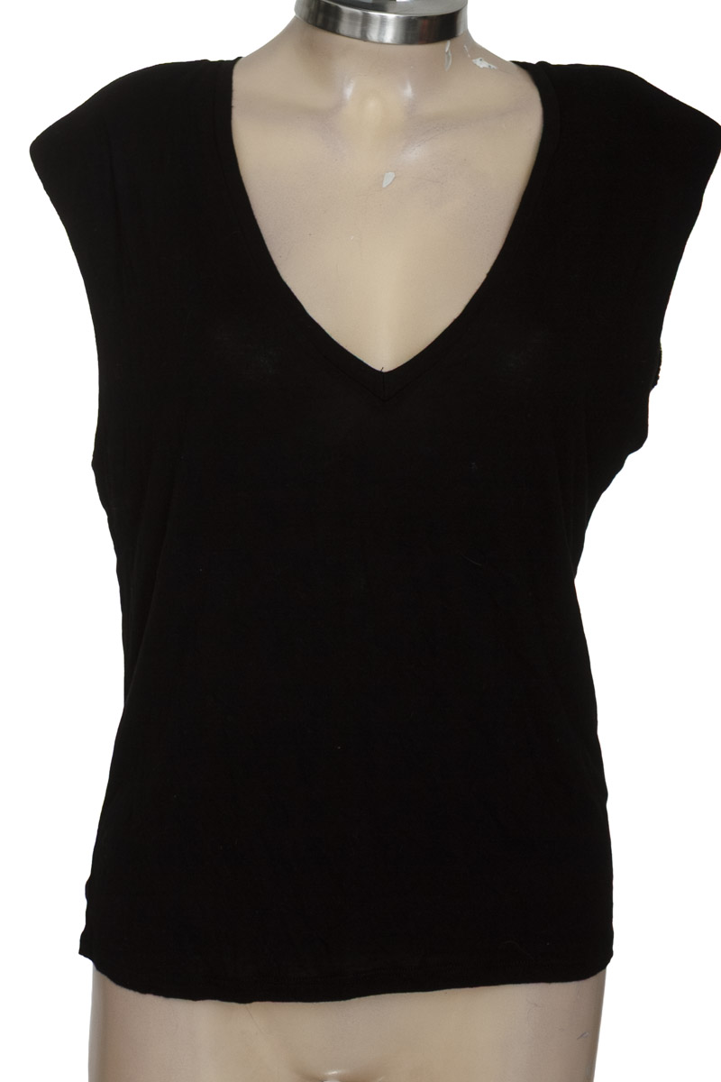 Top / Camiseta color Negro - Stradivarius