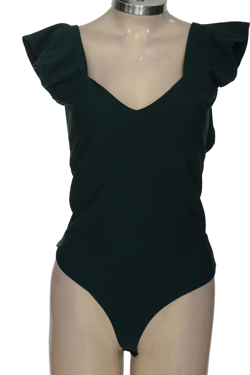 Top / Camiseta color Verde - Samar Zarzour