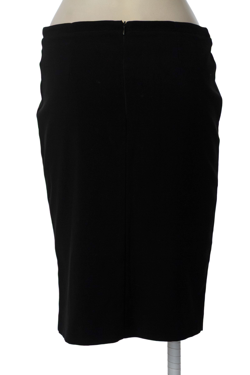 Falda color Negro - Avant