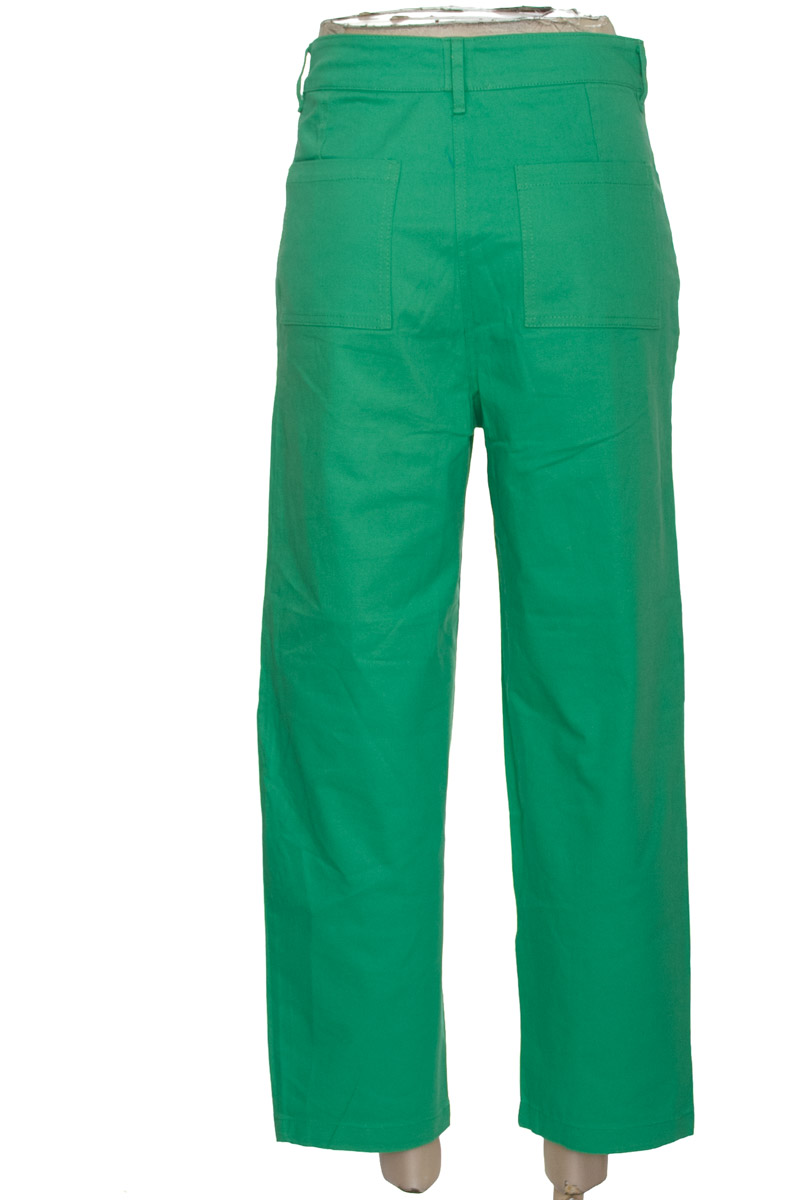 Pantalones color Verde - Closeando