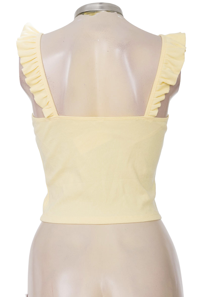 Top / Camiseta color Amarillo - Sybilla