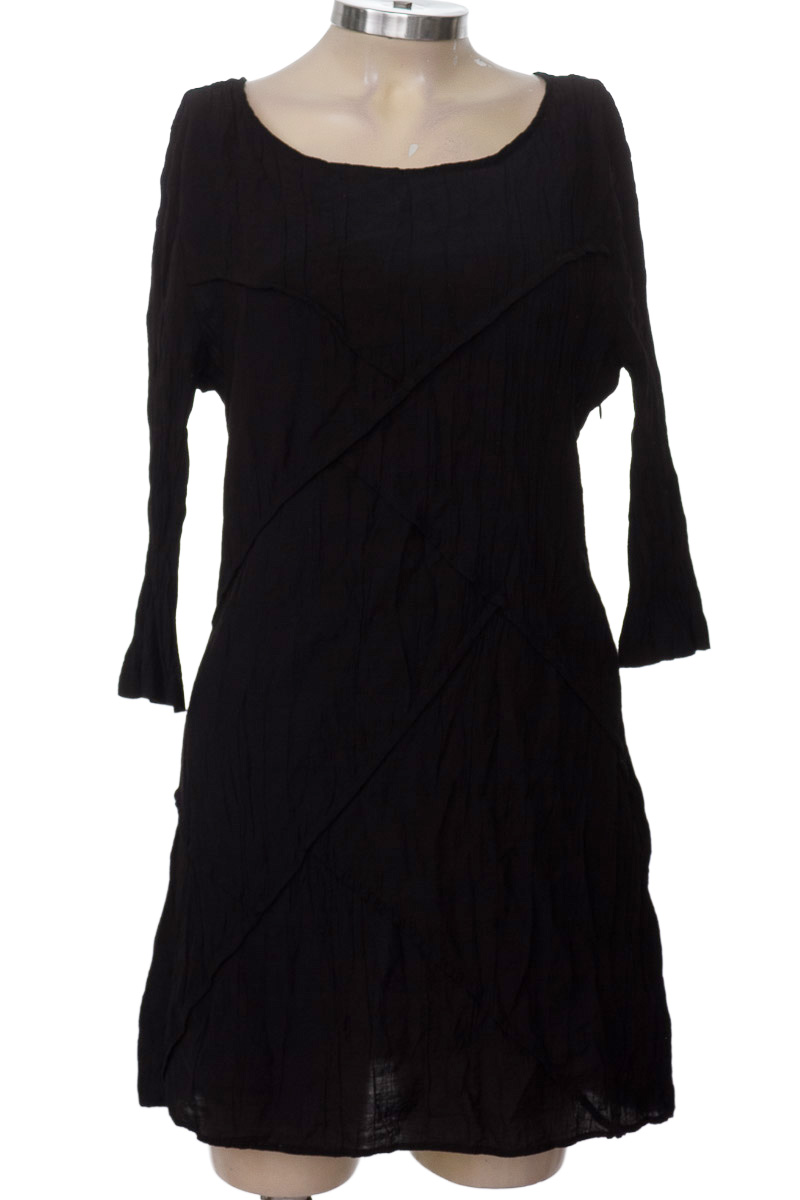 Vestido / Enterizo color Negro - Closeando