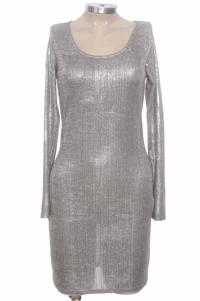 Vestido / Enterizo color Plateado - Fig + Olive
