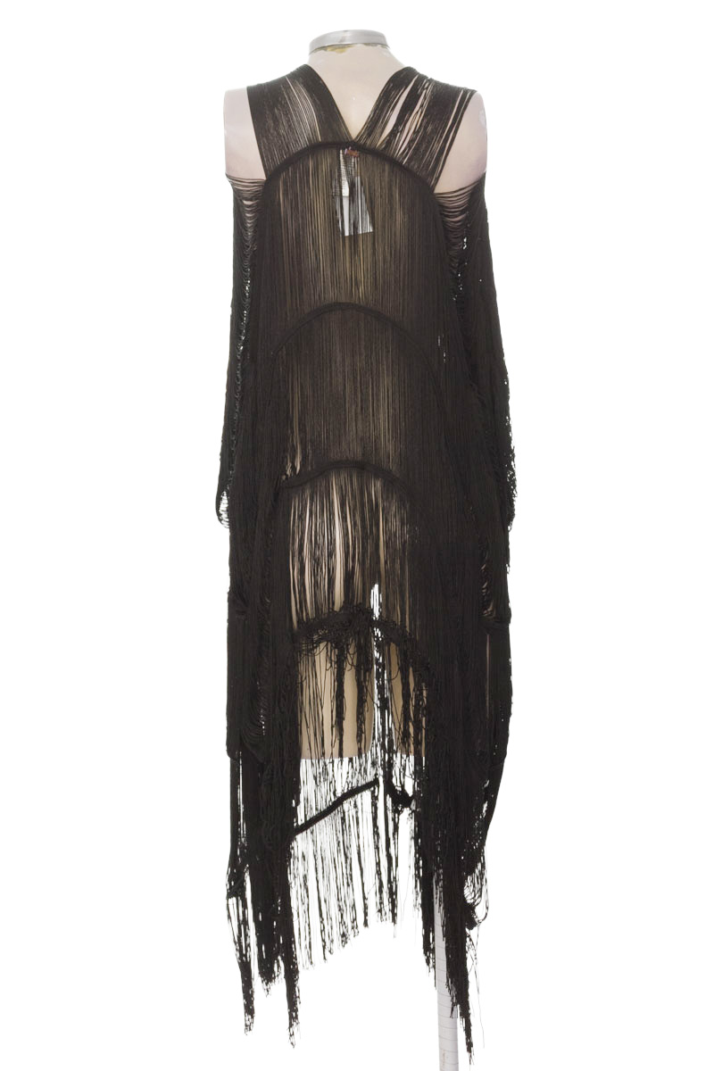 Ropa Deportiva / Salida de Baño color Negro - MILONGA