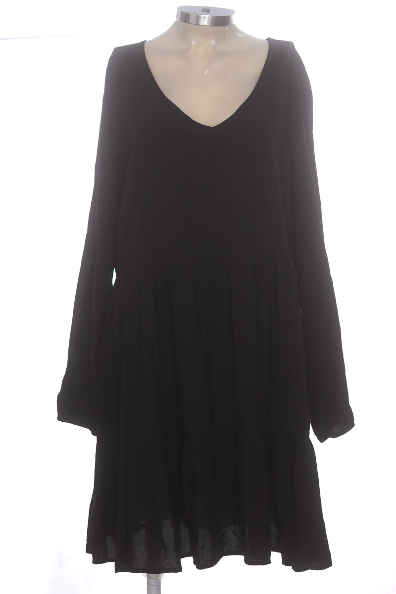 Vestido / Enterizo color Negro - Arkitect