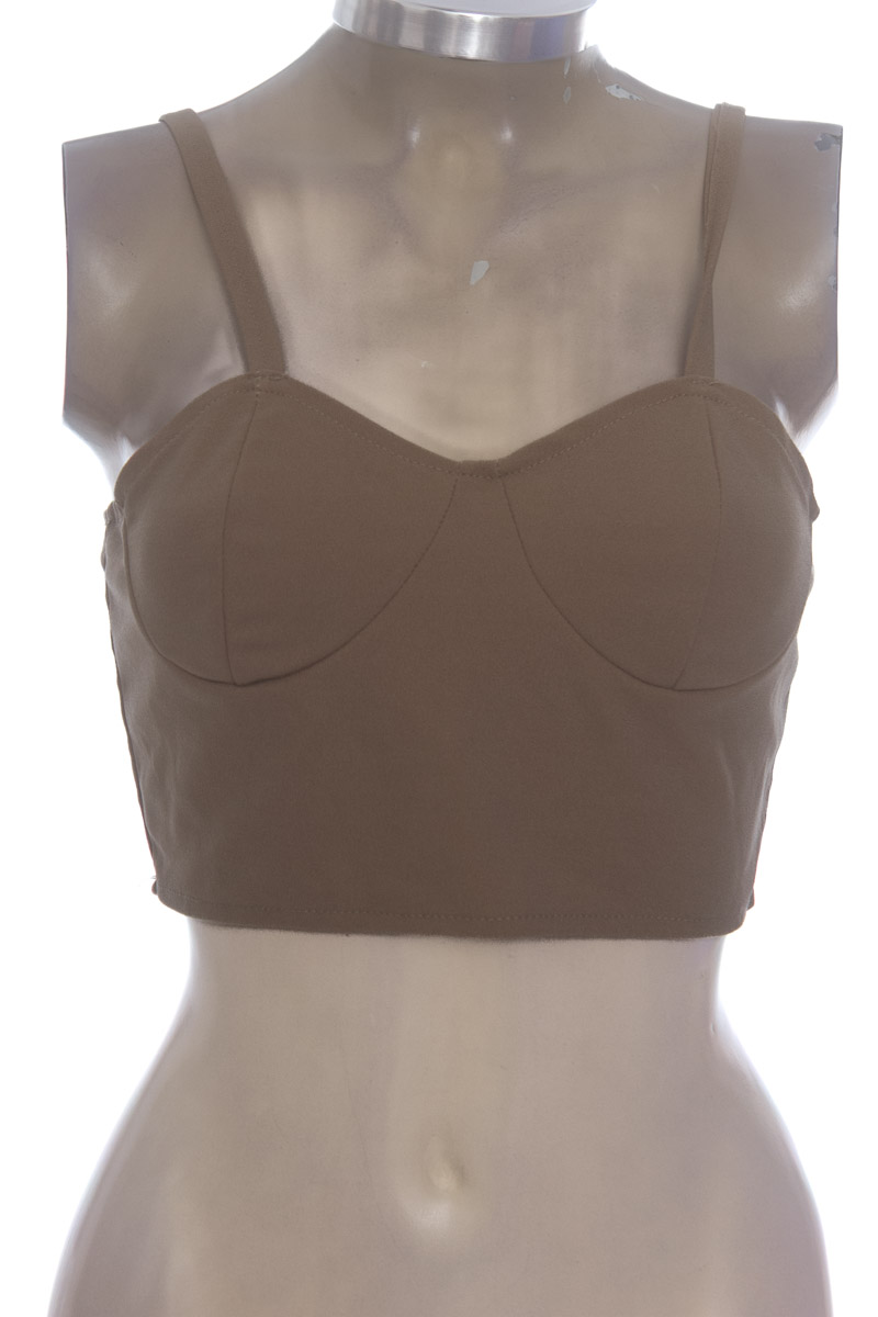 Top / Camiseta color Beige - Closeando