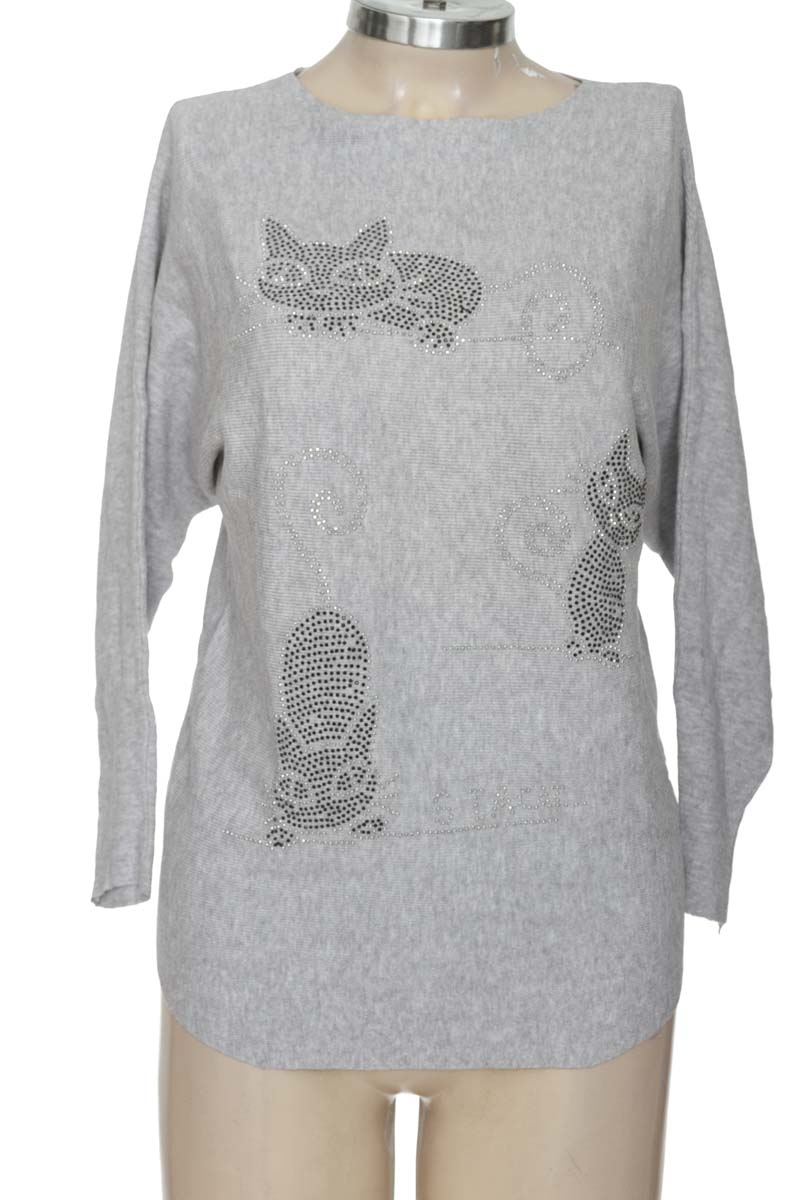 Sweater color Gris - Closeando