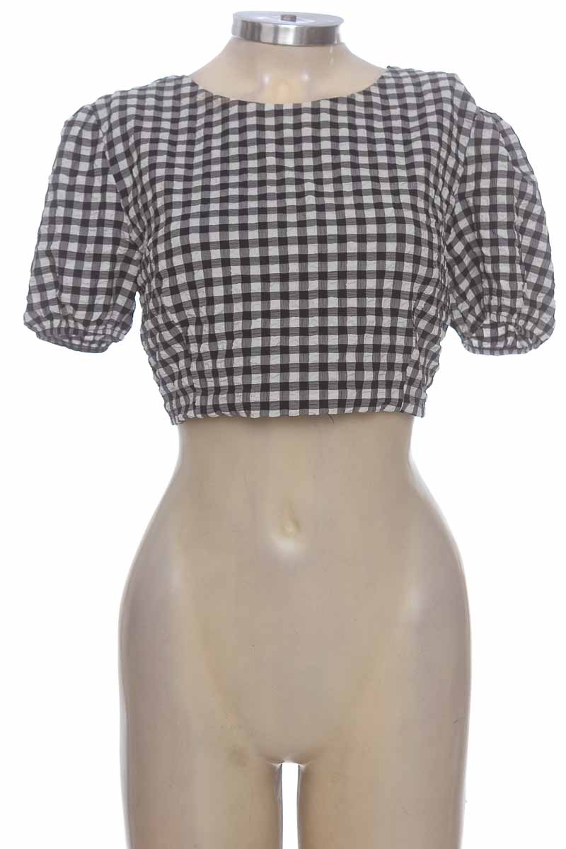 Top / Camiseta color Blanco - Bershka