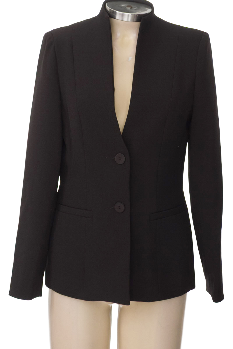 Chaqueta / Abrigo color Negro - Arte Y Diseño