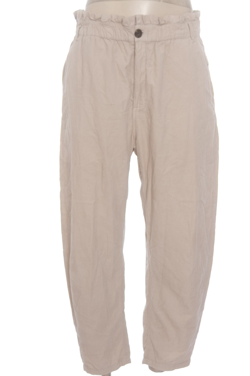 Pantalones color Beige - Zara