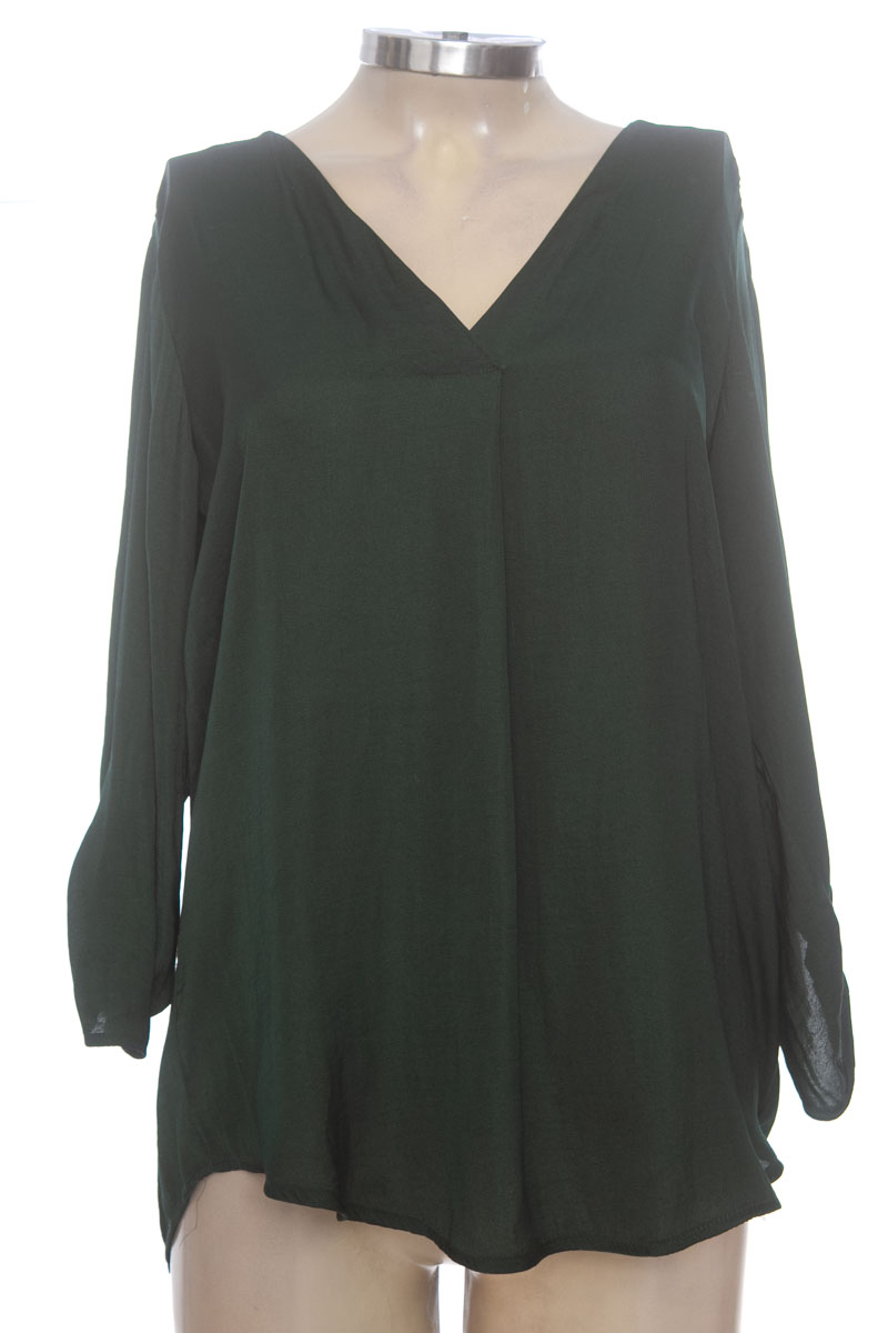 Blusa color Verde - Stradivarius