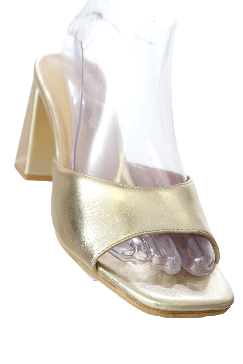 Zapatos color Dorado - H&M