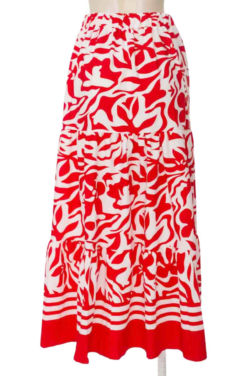 Falda color Rojo - Closeando