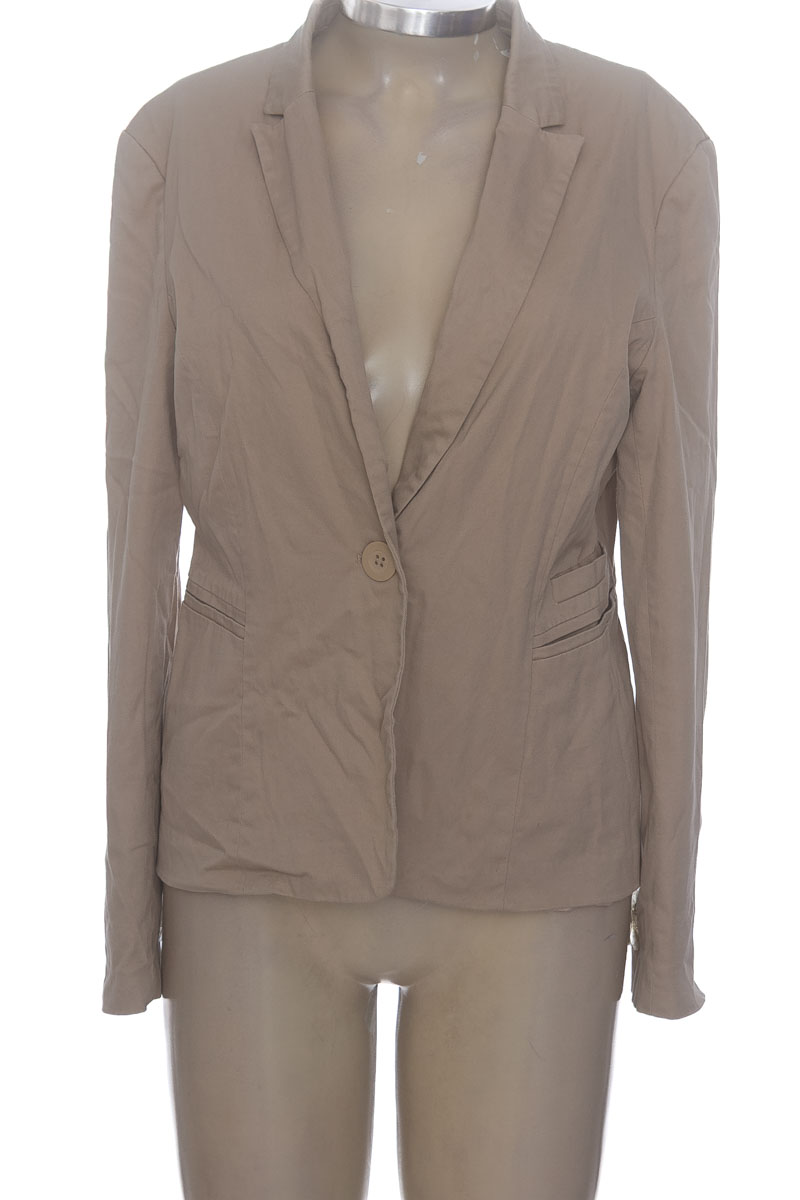 Chaqueta / Abrigo color Beige - Bershka