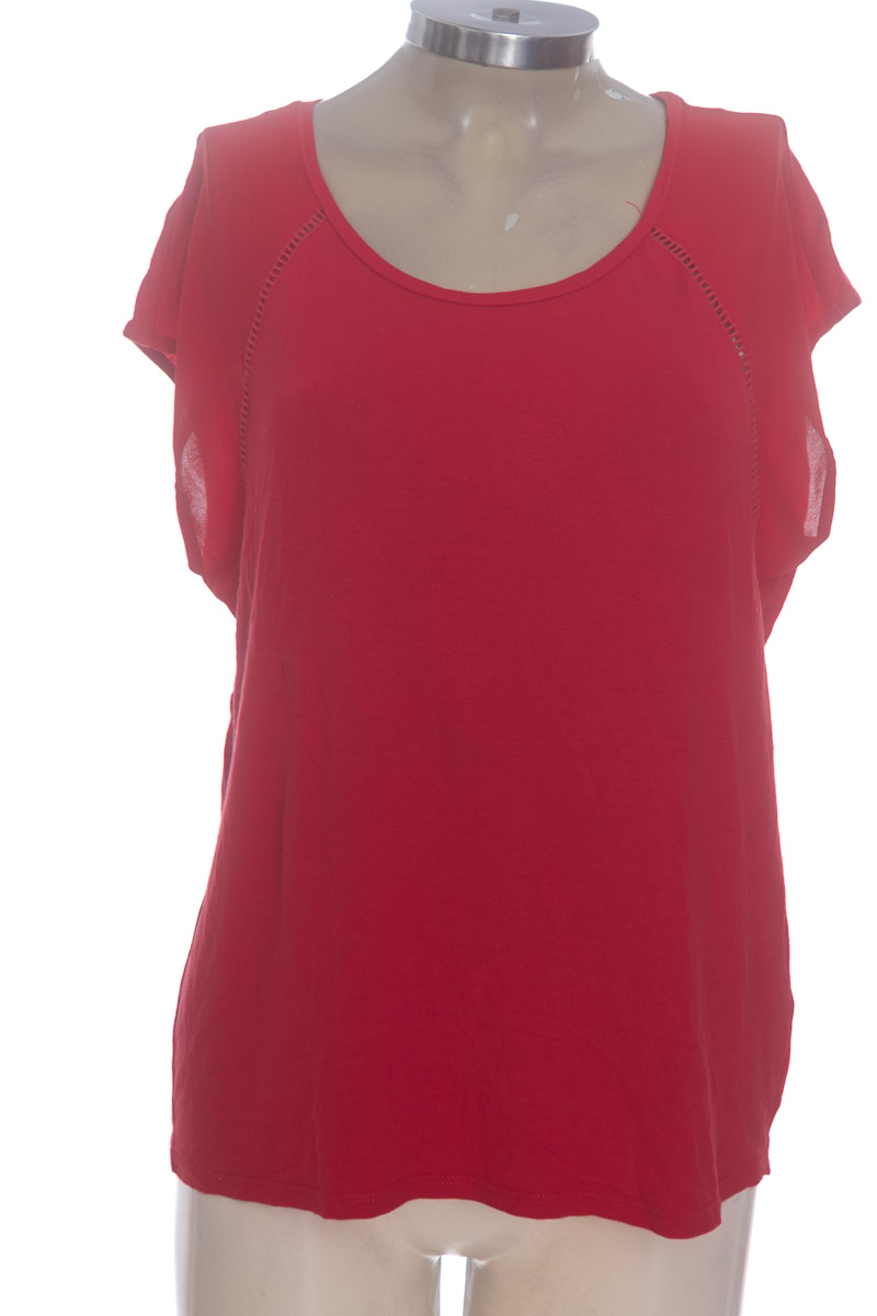 Top / Camiseta color Rojo - NAF NAF