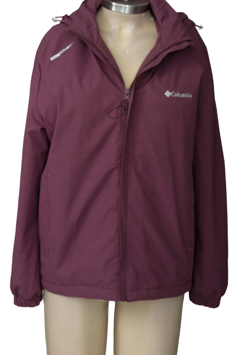Chaqueta / Abrigo color Morado - Closeando